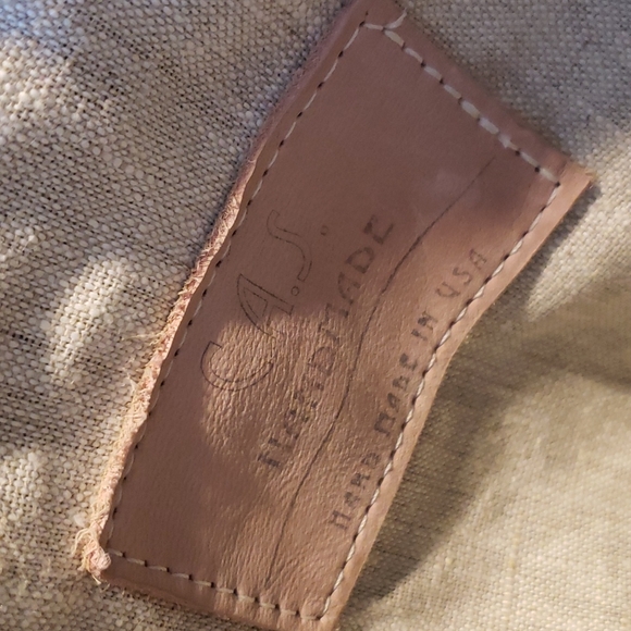 C.A.S. Leather Bag - Picture 12 of 16